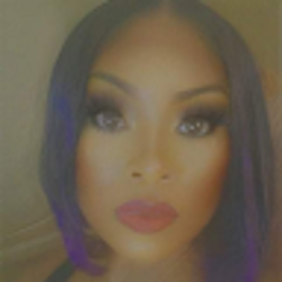 Meet your Posher, Nini - Picture 1 of 1